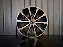 Laden Sie das Bild in den Galerie-Viewer, 4x Alufelge 17 Zoll 6.5" 5x112 44ET Glanz Schwarz A1774010300 Mercedes-Benz Gla FEL2714201343wx