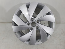 Load image into Gallery viewer, 1x Alufelge 17 Zoll 6.5" 5x112 46ET 5H0601025B VW Golf Viii Rim Wheel FEL8272562474gc