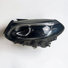 Laden Sie das Bild in den Galerie-Viewer, Frontscheinwerfer Mercedes-Benz W246 A2469066101 LED Links Headlight