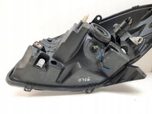 Load image into Gallery viewer, Frontscheinwerfer Dacia Sandero 8200733877 Rechts Scheinwerfer Headlight SCH7499816595ko