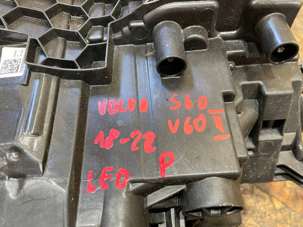 Frontscheinwerfer Volvo S60 III 32420508 S2503P085 LED Rechts Headlight SCH7820727150lj