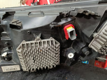 Laden Sie das Bild in den Galerie-Viewer, Frontscheinwerfer Iveco Daily IV 05802711799 LED Rechts Scheinwerfer Headlight SCH5829529234hr