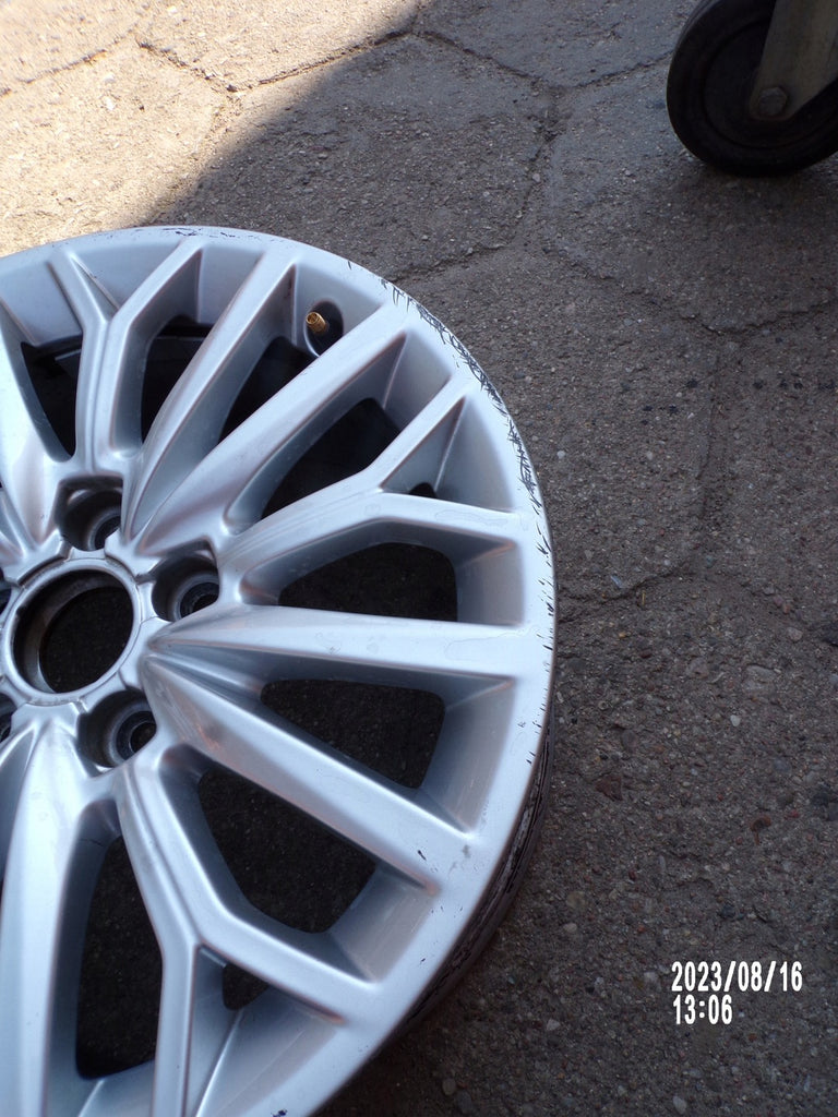 1x Alufelge 16 Zoll 7.0" 5x112 8V0601025BA Audi A3 Rim Wheel