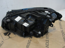 Laden Sie das Bild in den Galerie-Viewer, Frontscheinwerfer Mercedes-Benz W246 A2469065401 FULL LED Rechts oder Links