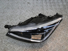 Laden Sie das Bild in den Galerie-Viewer, Frontscheinwerfer Seat Arona 6F1941007A LED Links Scheinwerfer Headlight SCH3606553539sq