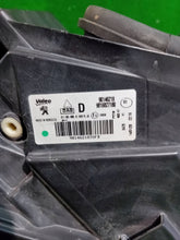 Laden Sie das Bild in den Galerie-Viewer, Frontscheinwerfer Peugeot I 90146218 Rechts Scheinwerfer Headlight SCH9387768180eo