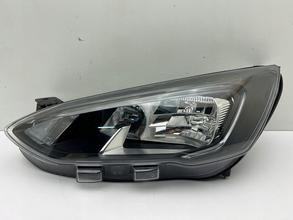 Frontscheinwerfer Ford Focus MX7B-13E015-CC Links Scheinwerfer Headlight