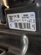 Laden Sie das Bild in den Galerie-Viewer, Frontscheinwerfer VW Polo 6R1941015E 6R1941016E Ein Stück (Rechts oder Links) SCH1932895115ku