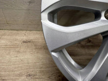 Load image into Gallery viewer, 1x Alufelge 16 Zoll 6.5" 5x114.3 44ET Glanz Silber 403007521R Renault Zoe FEL3584565280hk