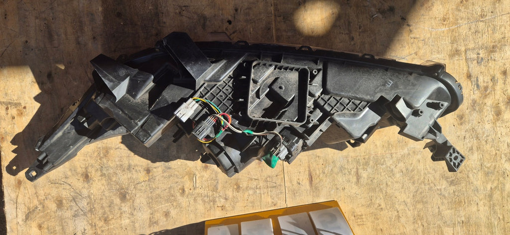 Frontscheinwerfer Mitsubishi Eclipse Cross I 8301D066 Rechts Headlight SCH9951127810gm