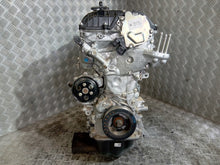 Laden Sie das Bild in den Galerie-Viewer, Motor Mazda 3 PE27 2.0 35TKm 2020 Benzin Engine Unkomplett