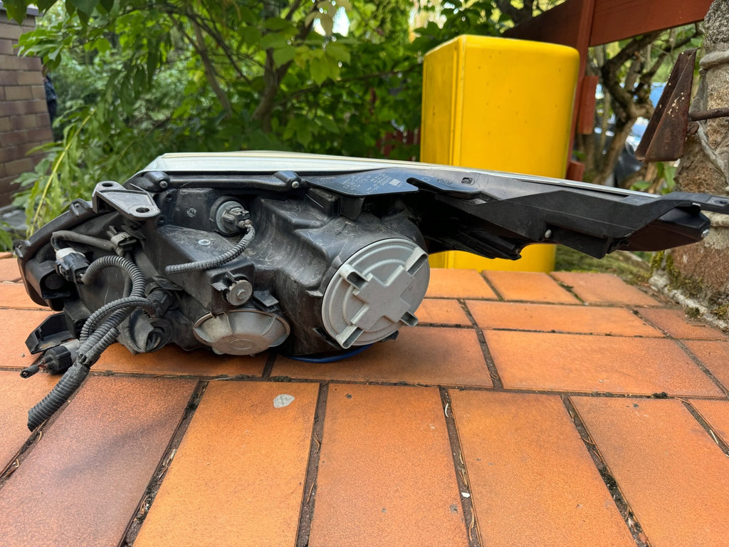 Frontscheinwerfer Toyota Avensis 895623 Rechts Scheinwerfer Headlight SCH6848722063si