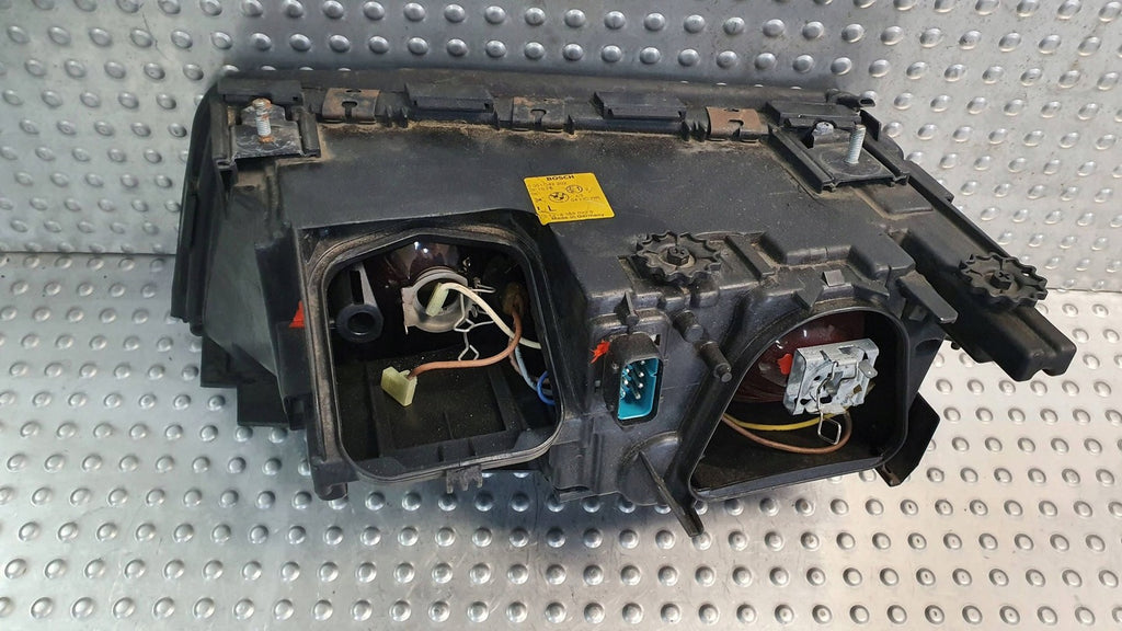 Frontscheinwerfer BMW 7 E38 0301043202 8352022 Rechts Scheinwerfer Headlight SCH9756463678op