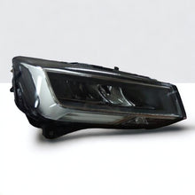 Laden Sie das Bild in den Galerie-Viewer, Frontscheinwerfer Audi Q2 81A941012 Xenon Rechts Scheinwerfer Headlight