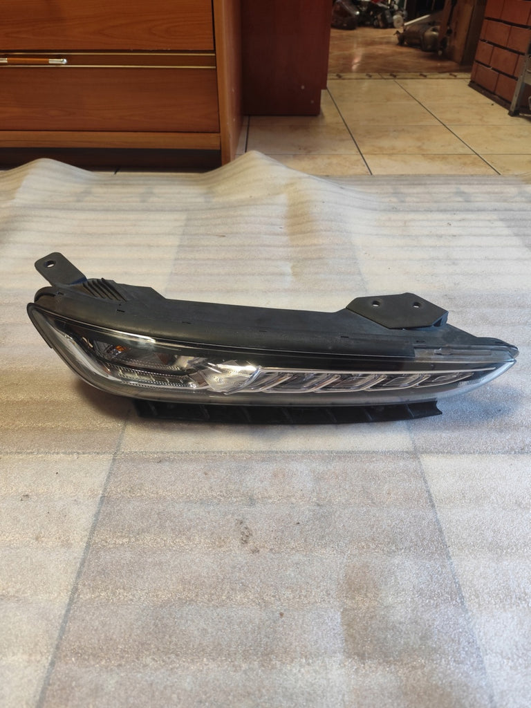 Frontscheinwerfer Hyundai Kona 92202-J90 92208-J92 Rechts Scheinwerfer Headlight SCH2343898883qp