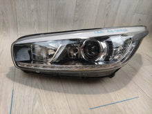 Laden Sie das Bild in den Galerie-Viewer, Frontscheinwerfer Kia Ceed 92101A2220 Links Scheinwerfer Headlight
