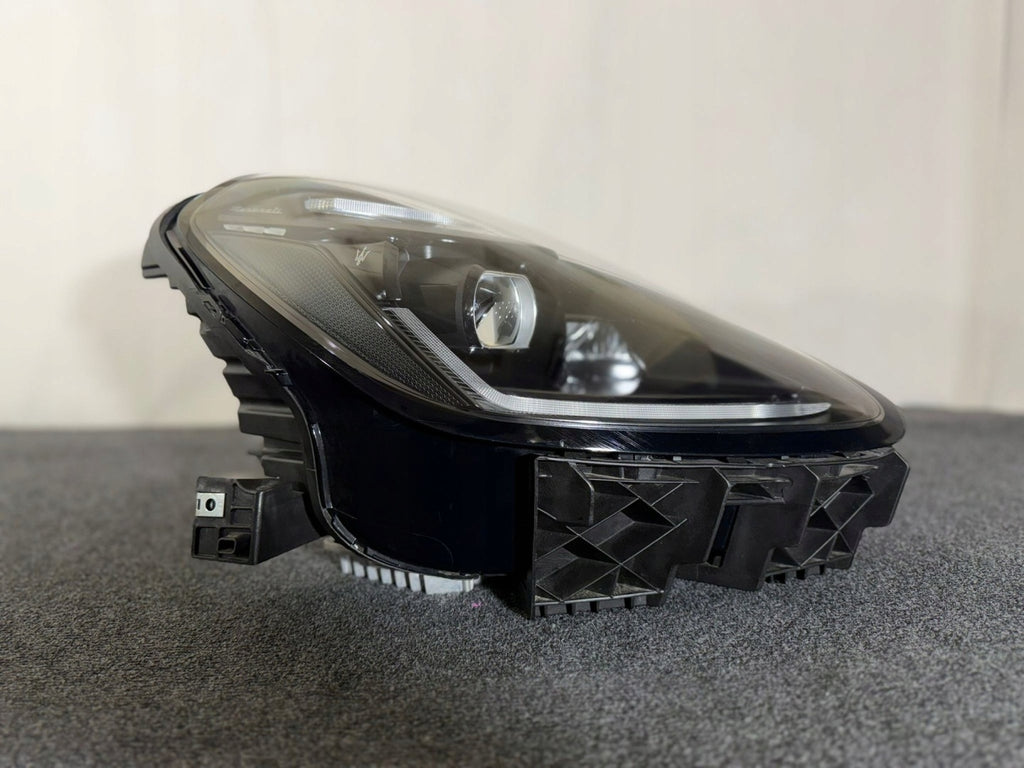 Frontscheinwerfer Maserati I 06702930730 LED Rechts Scheinwerfer Headlight SCH7755953363yt