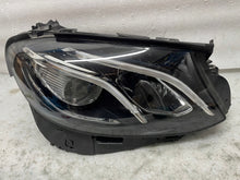 Laden Sie das Bild in den Galerie-Viewer, Frontscheinwerfer Mercedes-Benz W205 A2139067806 LED Rechts Headlight SCH4910598136rh