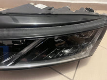 Laden Sie das Bild in den Galerie-Viewer, Frontscheinwerfer Skoda Octavia IV 5E4941015A LED Links Scheinwerfer Headlight SCH1359591835bm
