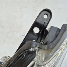 Load image into Gallery viewer, Frontscheinwerfer Toyota Plus Full LED Ein Stück (Rechts oder Links) Headlight SCH1195419199be