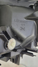 Laden Sie das Bild in den Galerie-Viewer, Frontscheinwerfer Toyota Prius 81145-47701 LED Rechts Scheinwerfer Headlight SCH6862052350fw