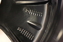 Load image into Gallery viewer, 1x Alufelge 17 Zoll 7.0&quot; 5x112 44 5ET A2064017100 Mercedes-Benz W206 Rim Wheel