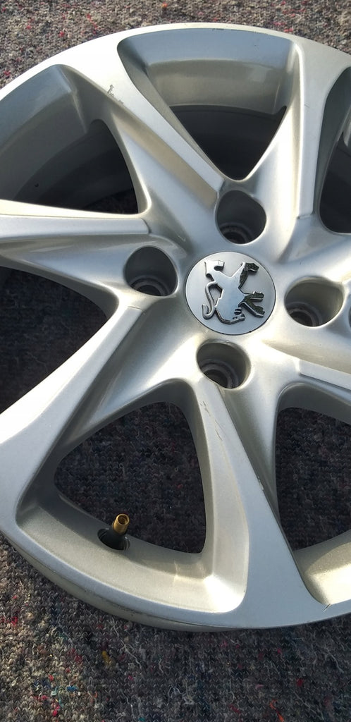 1x Alufelge 15 Zoll 6.0" 4x100 23ET Glanz Silber 9673773577 Peugeot 208 FEL3616084752xs