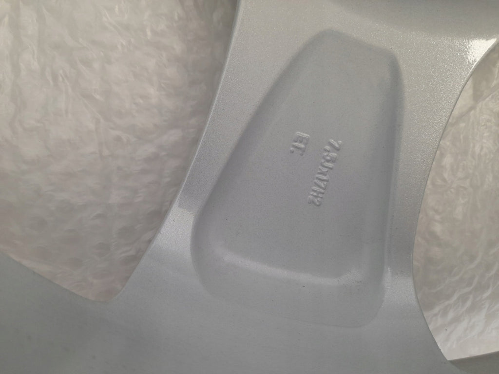 1x Alufelge 17 Zoll 7.5" 5x130 50ET KBA46530 Rim Wheel FEL6270194302gp