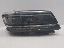 Load image into Gallery viewer, Frontscheinwerfer VW Tiguan 5NB941082A 030110123600 Full LED Rechts Headlight