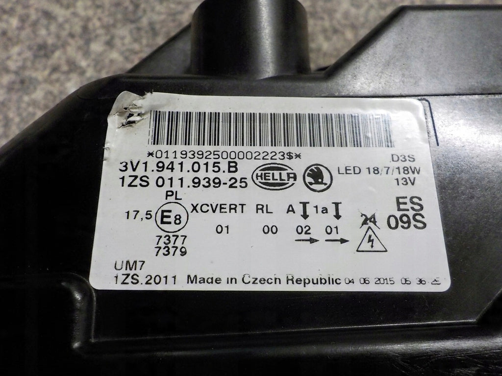 Frontscheinwerfer Skoda Superb III 3V1941015B Xenon Links Scheinwerfer Headlight