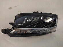 Laden Sie das Bild in den Galerie-Viewer, Frontscheinwerfer Skoda Fabia III 6V1941015F Full LED Rechts oder Links