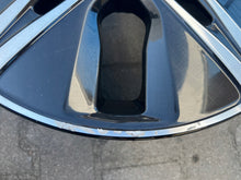 Laden Sie das Bild in den Galerie-Viewer, 1x Alufelge 18 Zoll 7.5&quot; 5x112 44ET A2054018200 Mercedes-Benz A205 Rim Wheel