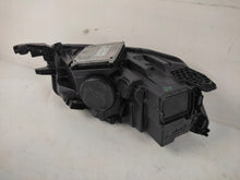 Laden Sie das Bild in den Galerie-Viewer, Frontscheinwerfer Skoda Fabia III 6V1941015F Full LED Rechts oder Links