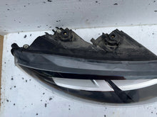 Laden Sie das Bild in den Galerie-Viewer, Frontscheinwerfer Seat Alhambra 7N5941006F Rechts Scheinwerfer Headlight SCH7811004834hp