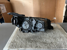 Load image into Gallery viewer, Frontscheinwerfer Opel Corsa F 39162648 Links Scheinwerfer Headlight