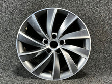 Laden Sie das Bild in den Galerie-Viewer, 1x Alufelge 18 Zoll 3V0601025L Skoda Superb Iii Rim Wheel FEL6375010175ub