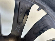 Load image into Gallery viewer, 1x Alufelge 19 Zoll 403004862R Renault Rim Wheel FEL8578613230cz