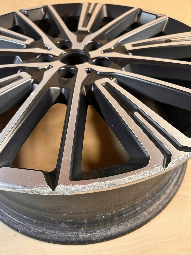 1x Alufelge 20 Zoll 8.0" 5x120 46ET Zum Streichen 6898042 BMW Rim Wheel FEL7486396805vo