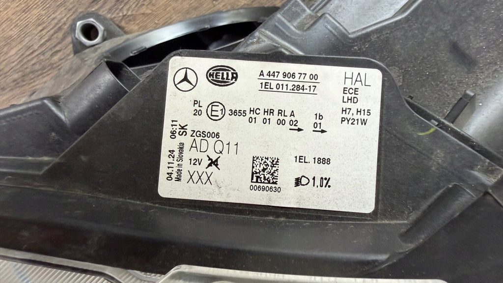 Frontscheinwerfer Mercedes-Benz Vito W447 A4479067700 Links Headlight SCH7252321150cz