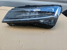 Laden Sie das Bild in den Galerie-Viewer, Frontscheinwerfer Skoda Superb III 3V1941015D Full LED Links Headlight