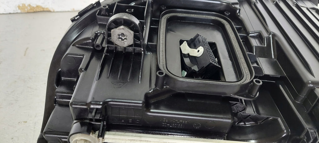 Frontscheinwerfer Mercedes-Benz W213 A2139064004 LED Rechts Headlight SCH2858229512by
