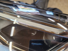 Load image into Gallery viewer, Frontscheinwerfer Audi A6 C8 4K0941039 Full LED Links Scheinwerfer Headlight