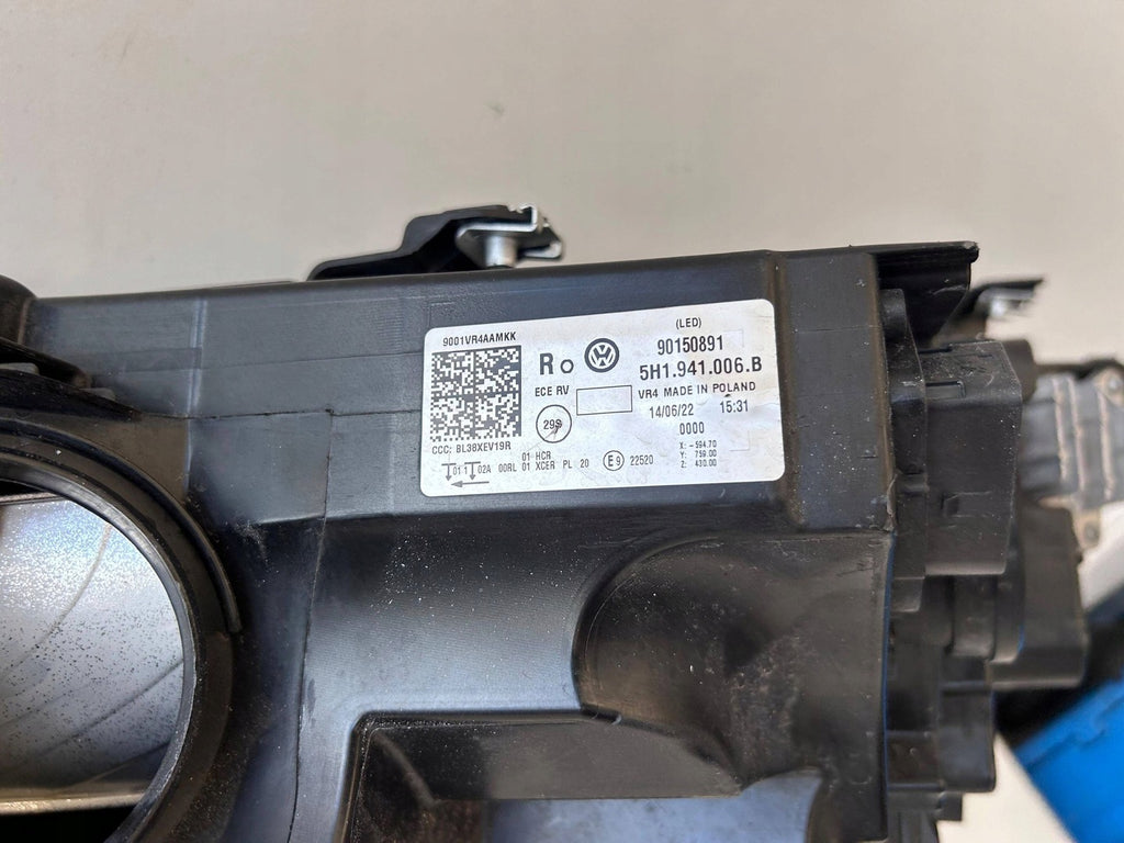 Frontscheinwerfer VW Golf VIII 5H1941006 LED Rechts Scheinwerfer Headlight SCH7994007792pa