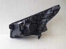 Load image into Gallery viewer, Frontscheinwerfer Renault Trafic III 260109424R Rechts Scheinwerfer Headlight