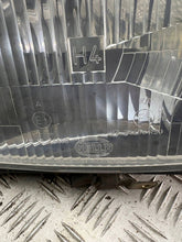Laden Sie das Bild in den Galerie-Viewer, Frontscheinwerfer Mercedes-Benz T1 12130000 Rechts Scheinwerfer Headlight SCH1974489050ds