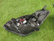 Load image into Gallery viewer, Frontscheinwerfer Toyota Yaris Ein Stück (Rechts oder Links) Headlight SCH8172574773ky