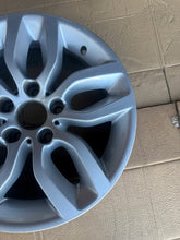 Load image into Gallery viewer, 1x Alufelge 17 Zoll 7.5" 5x120 6787576 BMW F25 Rim Wheel FEL5732571670lg
