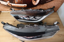 Load image into Gallery viewer, Frontscheinwerfer Toyota 4 Yaris K0-8EU 50339 LED Ein Stück (Rechts oder Links)