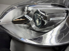 Laden Sie das Bild in den Galerie-Viewer, Frontscheinwerfer Mercedes-Benz A1698201761 Links Scheinwerfer Headlight SCH9356640608ts