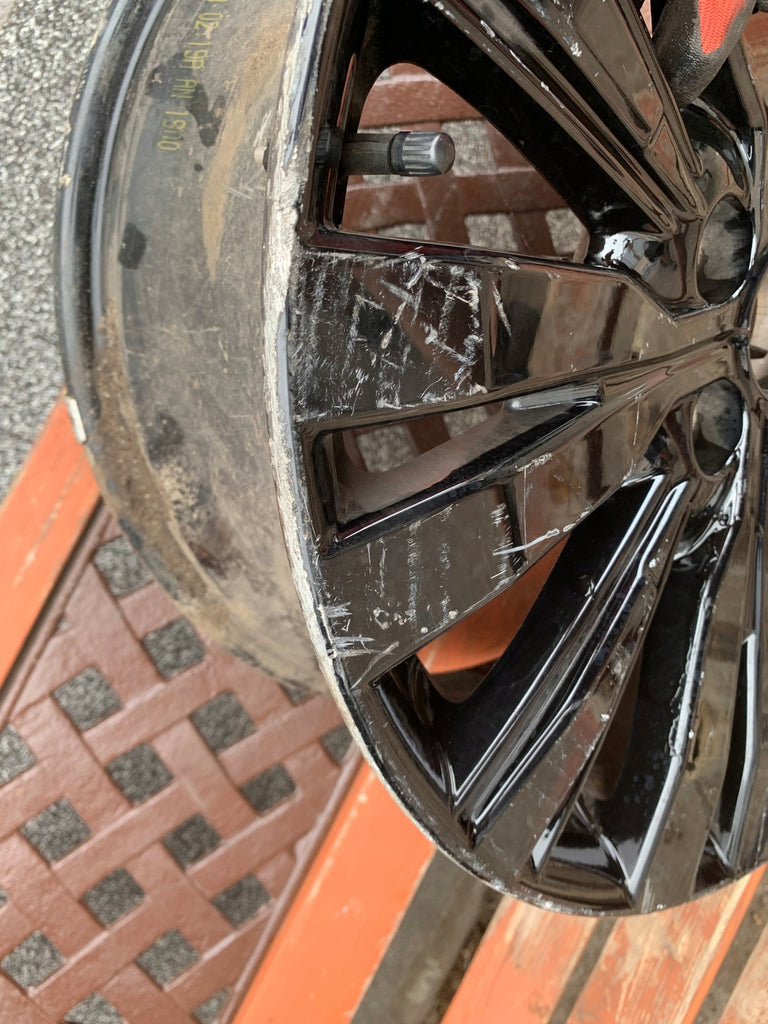 1x Alufelge 18 Zoll 7.0" 5x114.3 38ET 4250F623 Mitsubishi Outlander Iii